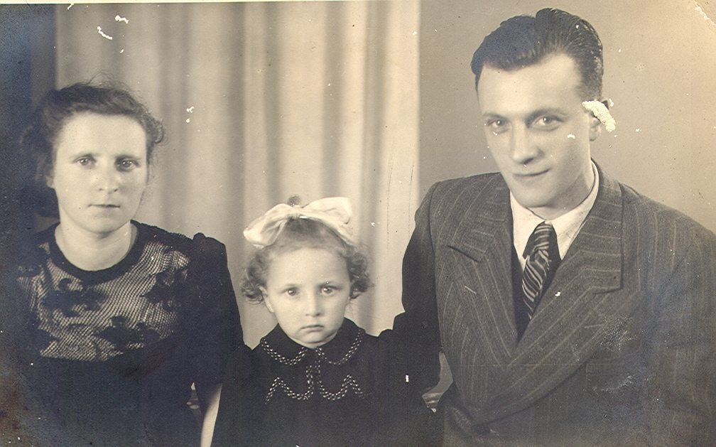 אורית עם הוריה