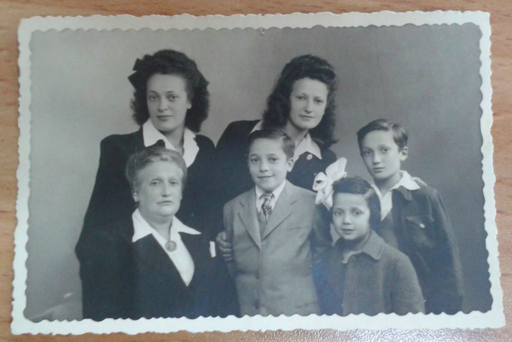 אני ומשפחתי לאחר השואה (ללא אבא ומרסל)