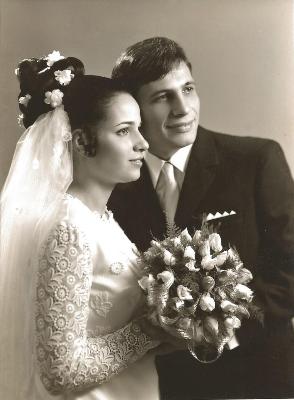 תמונה מיום הנשואים אני ורעיתי יונה משנת 1969 