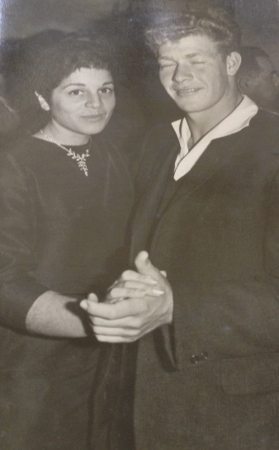 חוה ושלמה לאחר חתונתם, 1965