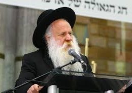 הרב מרדכי שמואל אשכנזי, רבו של כפר חב"ד